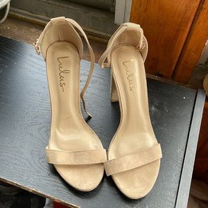 Lulus nude heels